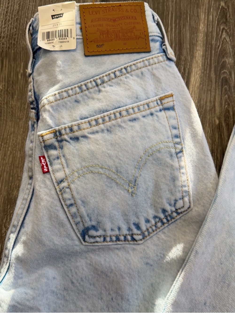 Levi's 501 Series Women's Straight Light Blue Denim Retro 5-Pocket Jeans 23 x 26